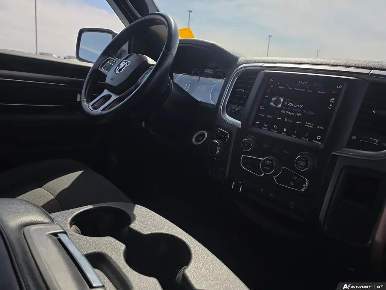 RAM 1500 снимка RAM 1500