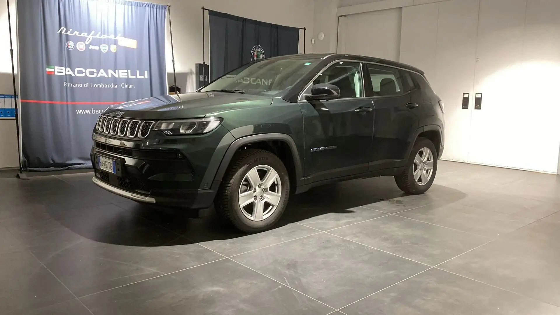 Jeep Compass Compass 1.3 Turbo T4 240 CV PHEV AT6 4xe Business Verde - 1