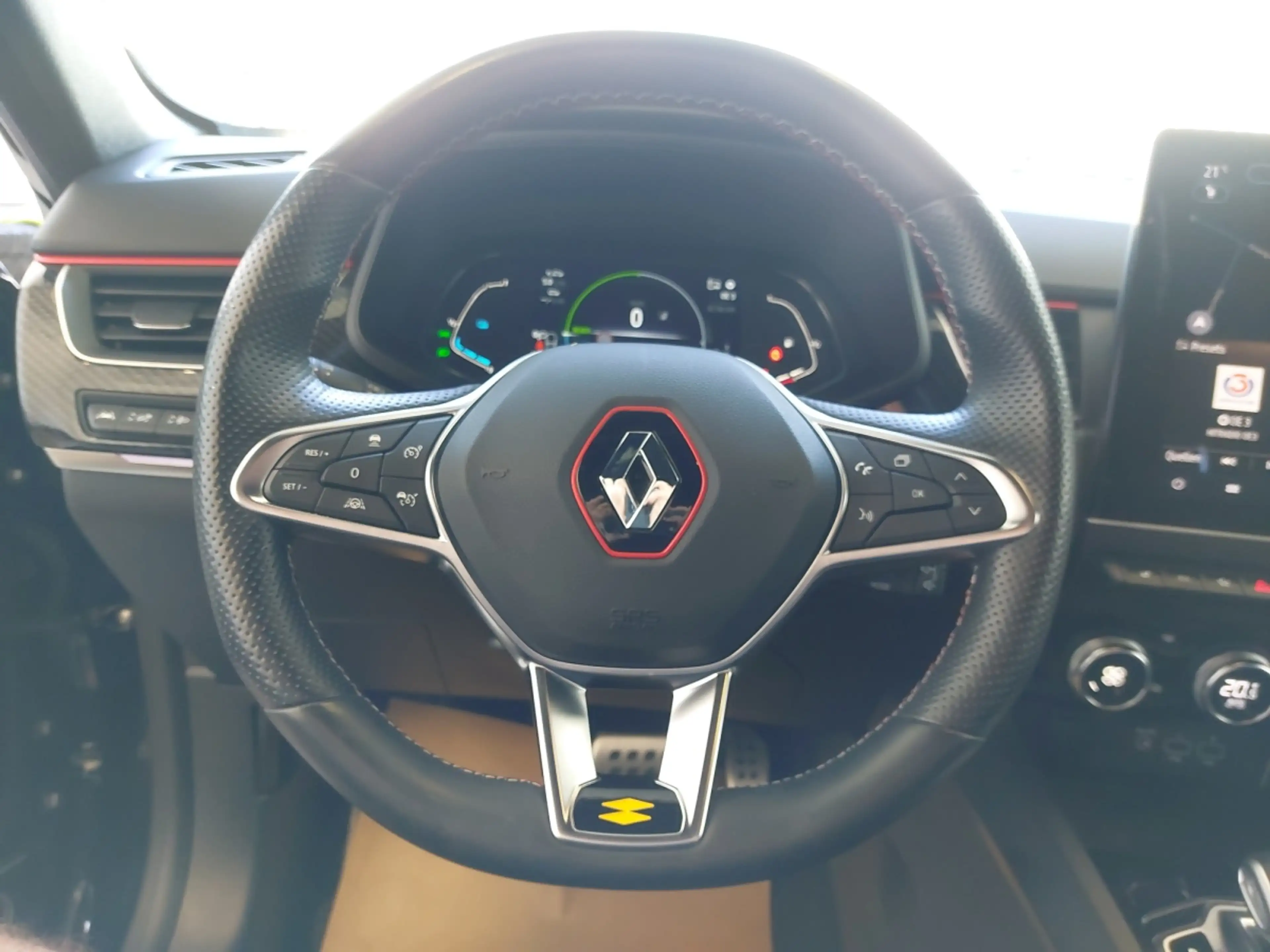 Renault Arkana RENAULT Arkana E-Tech Hybrid 145 R.S. Line — photo 13