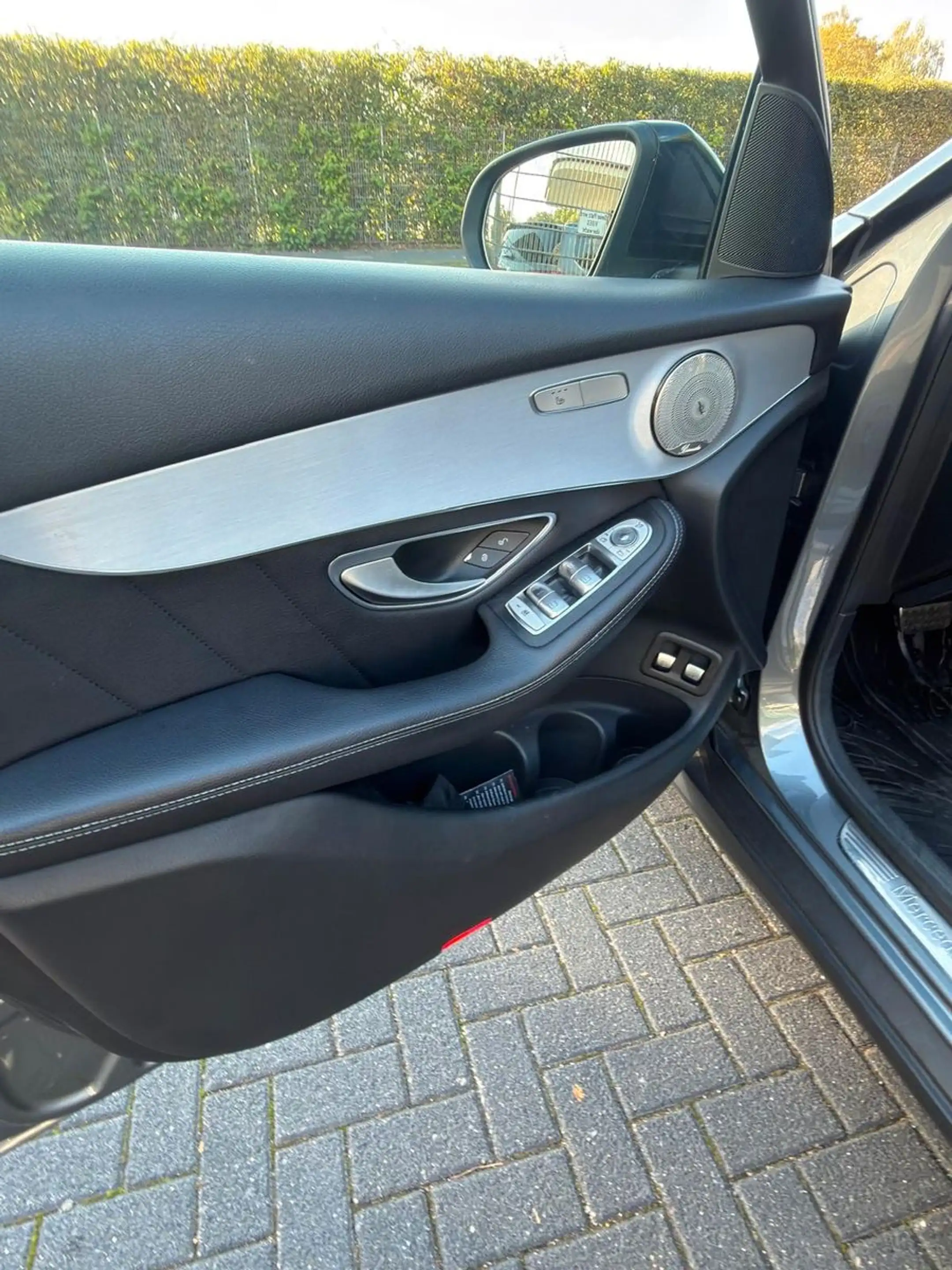Mercedes-Benz GLC 250 d 4Matic AMG Line Pano ACC HeadUp Luft — photo 15