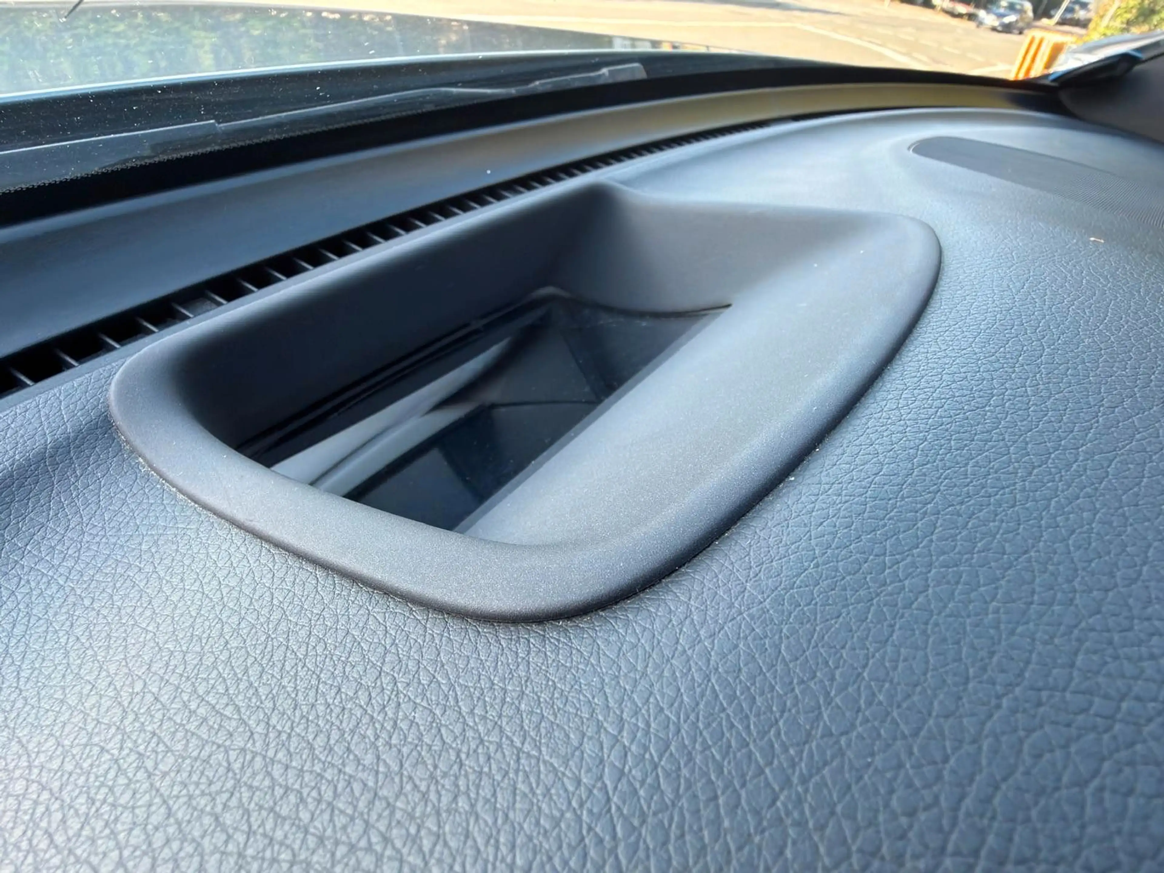 Mercedes-Benz GLC 250 d 4Matic AMG Line Pano ACC HeadUp Luft — photo 12