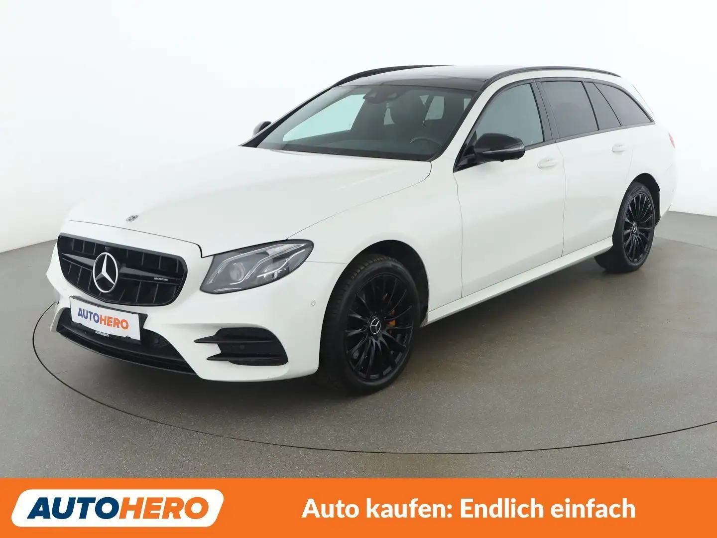 Mercedes-Benz E 220 E 220 d T 4Matic AMG Line Weiß - 1