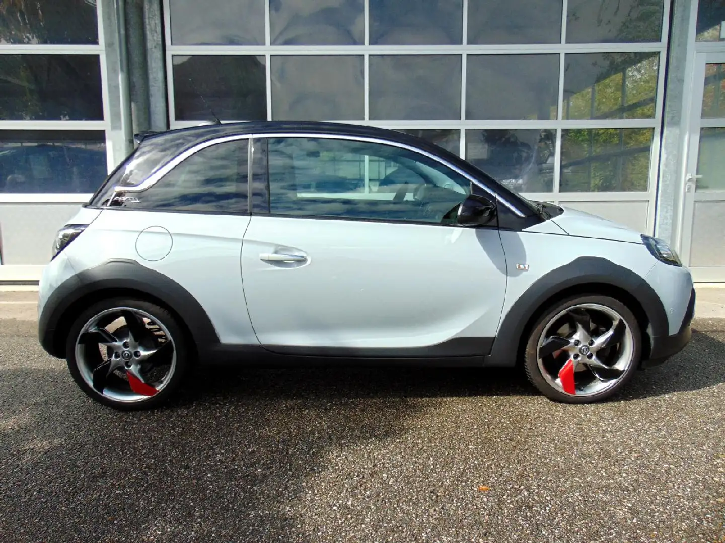 Opel Adam Adam Rocks 1.0 Turbo ecoFlex Grau - 2