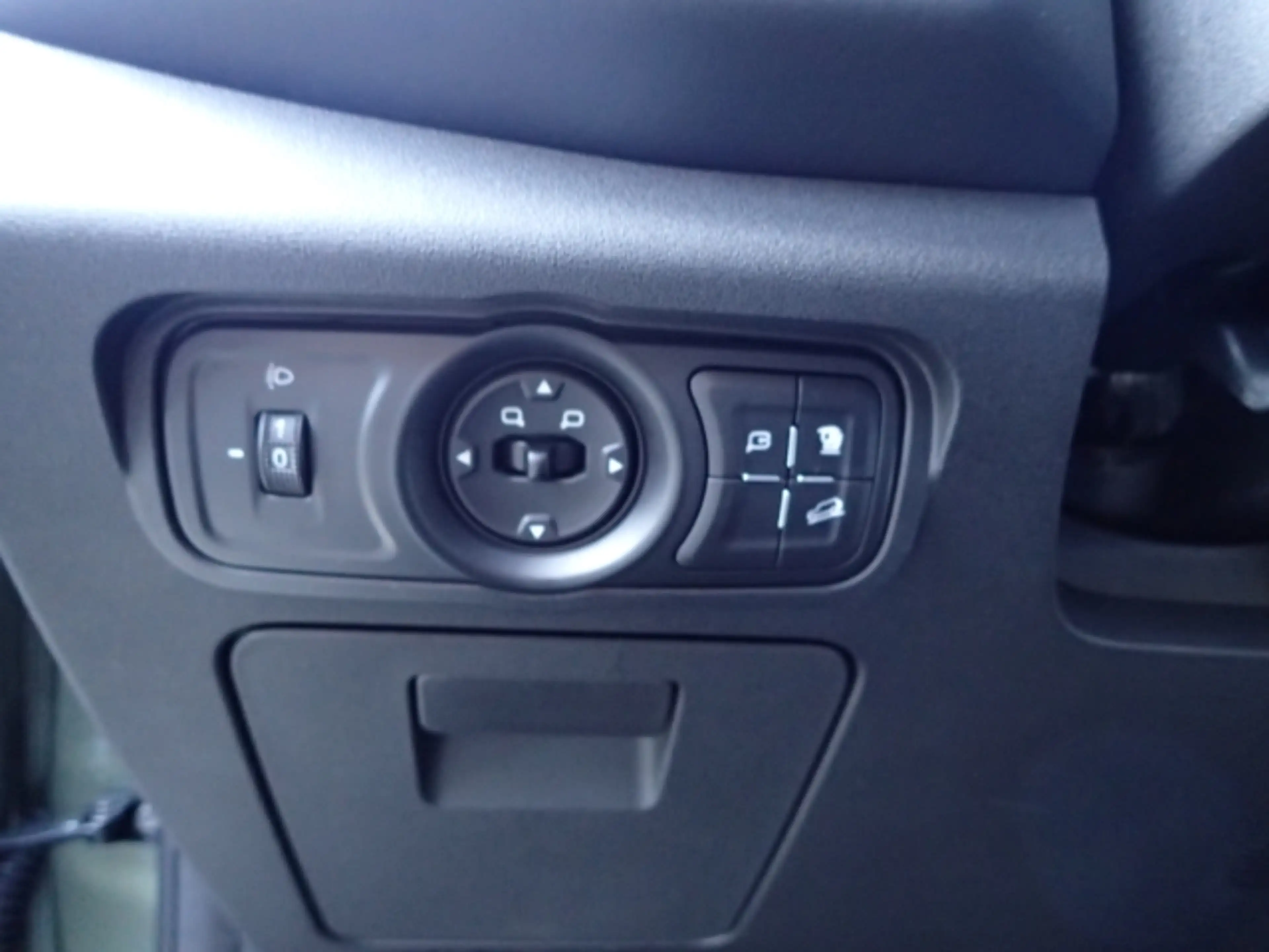 BAW 212 TCI 4WD Grün/Schwarz/Grau Leder Digitales Cockpit — photo 15