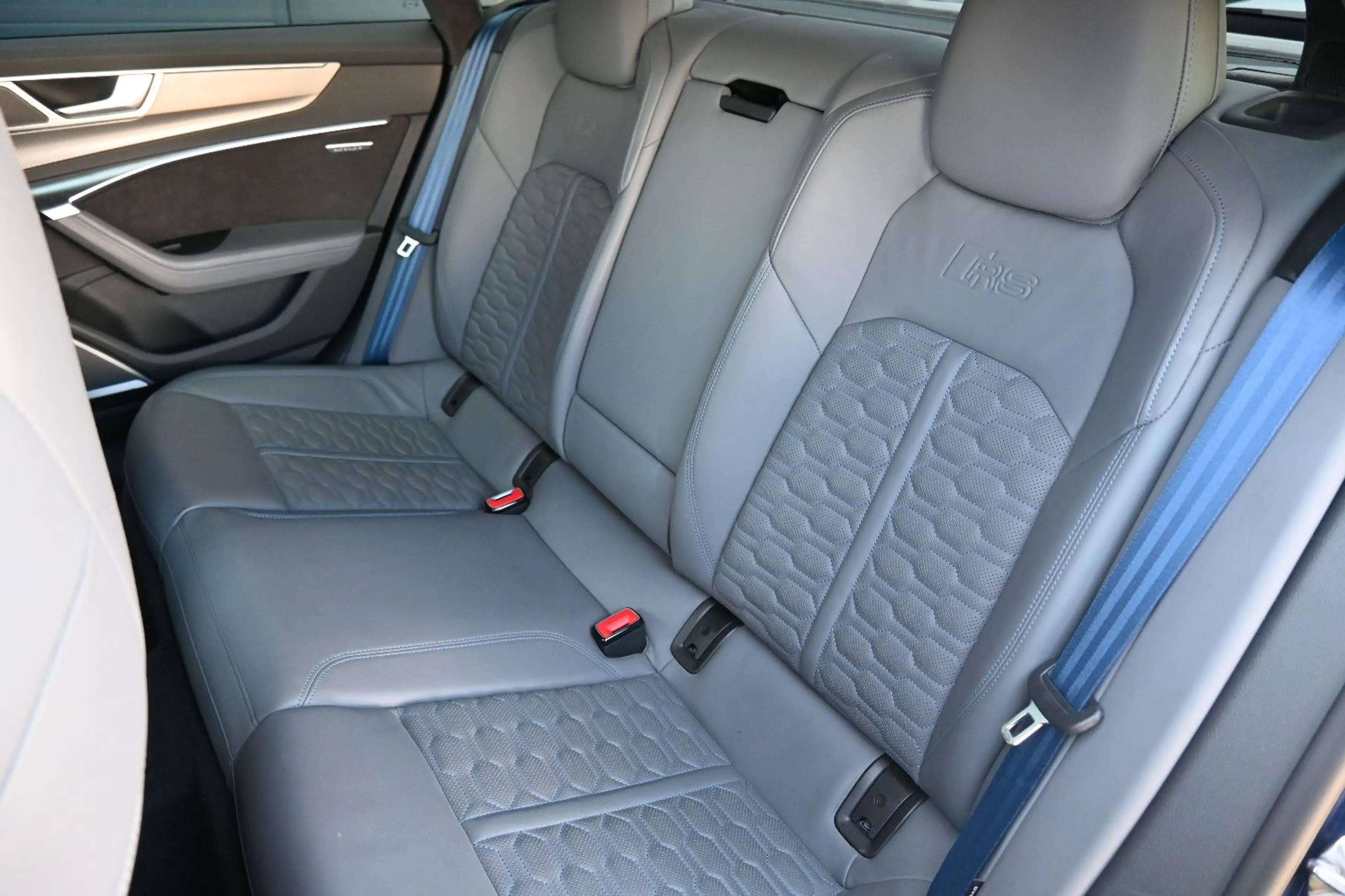 Audi RS7 4.0 TFSI*B&O*360°*AMBIENTE*Garantie*22Zoll — photo 17