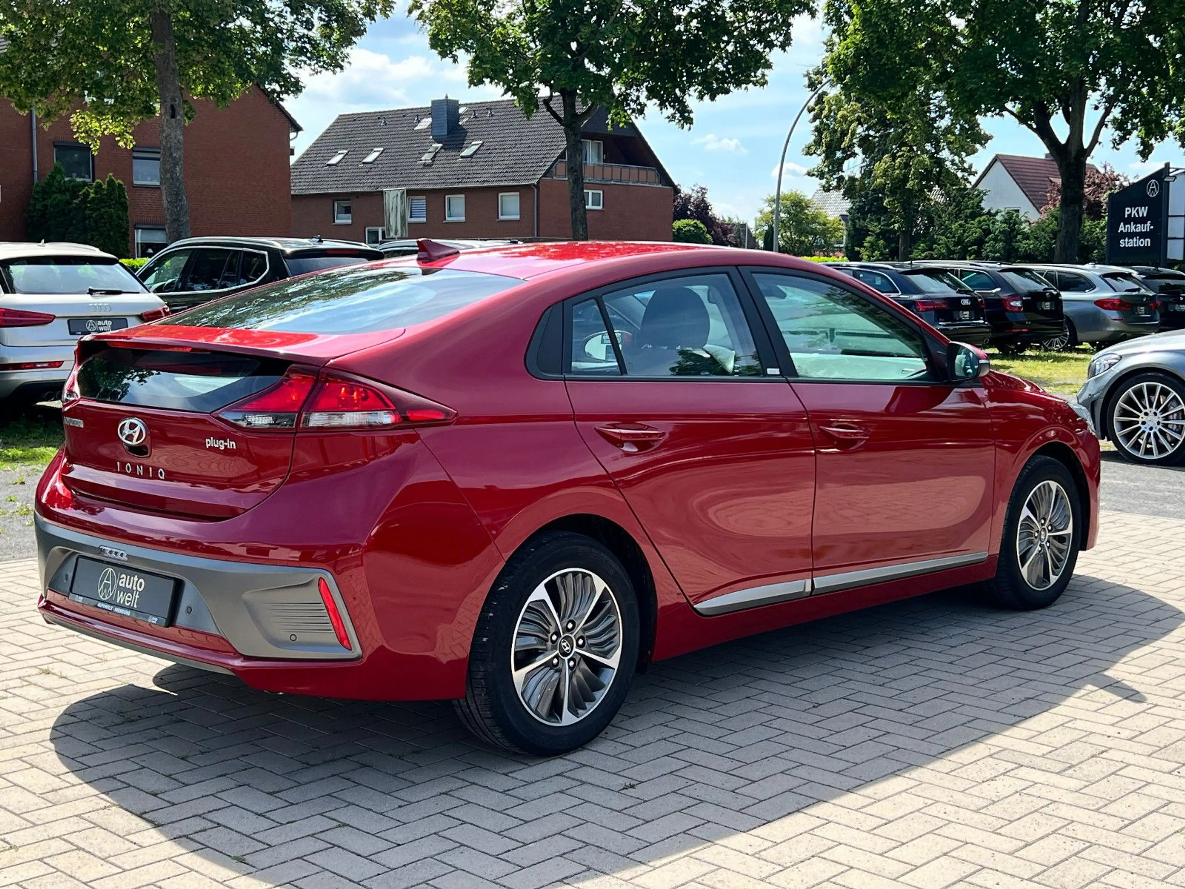 Hyundai IONIQ Hybrid, Kamera, TÜV & Bremsen neu, 1 Hand — photo 5