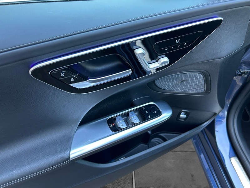 Mercedes-Benz C 220 d T Avantgarde*Digital*Distronic*Memory-P. — photo 9