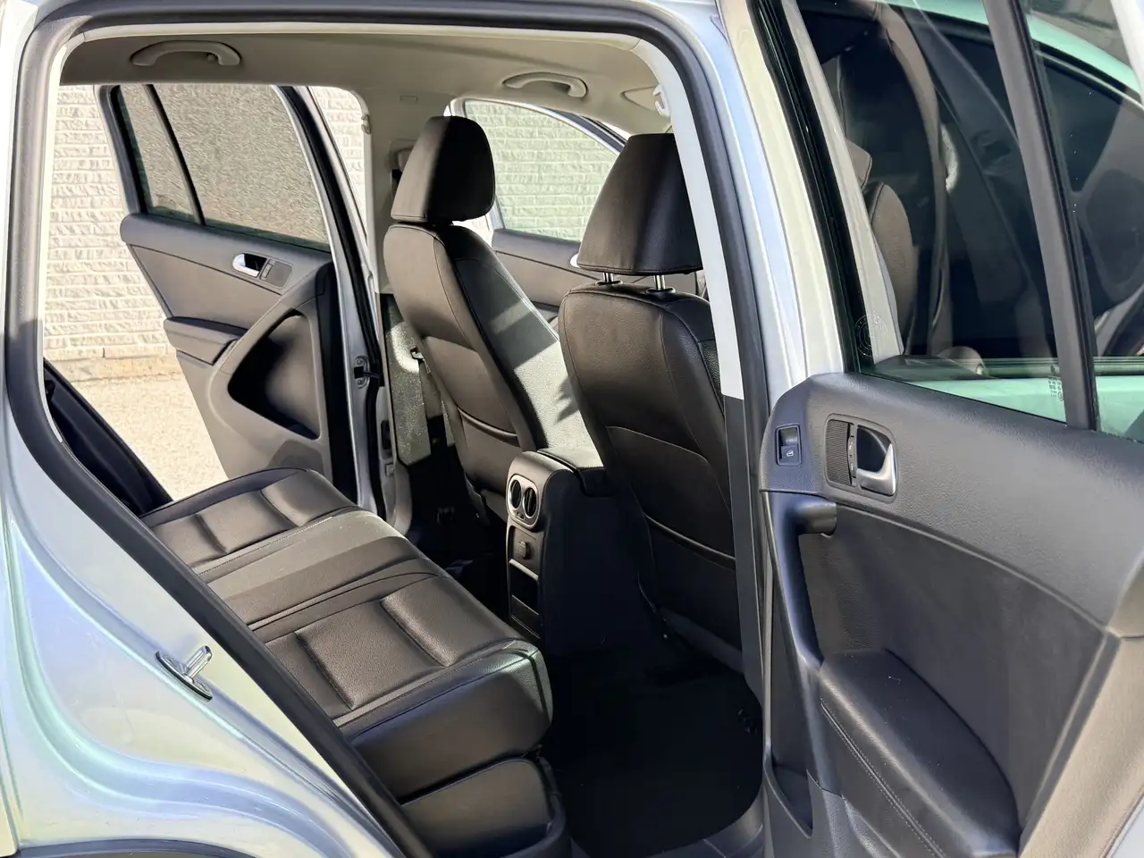 Volkswagen Tiguan снимка Volkswagen Tiguan
