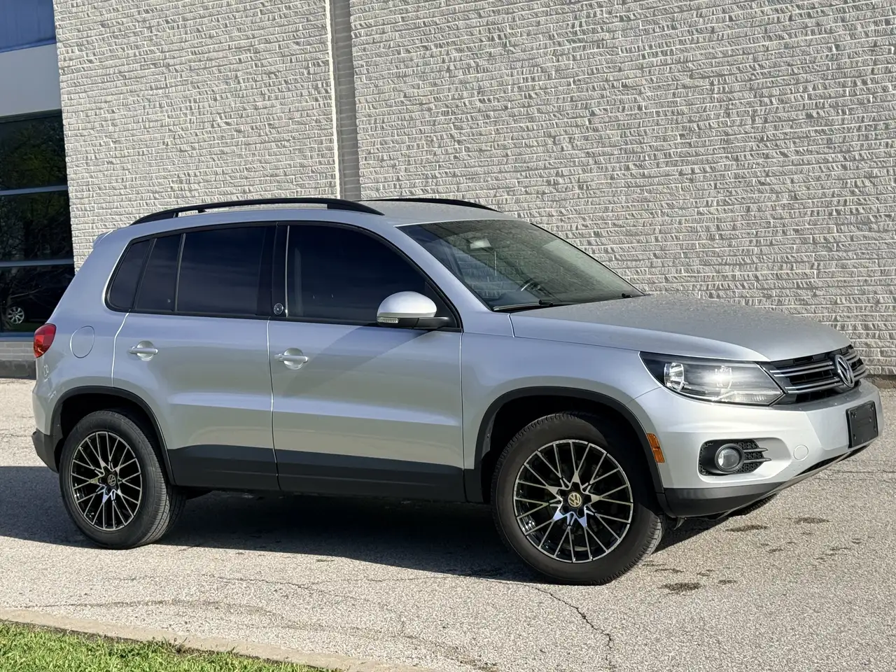 Volkswagen Tiguan снимка Volkswagen Tiguan