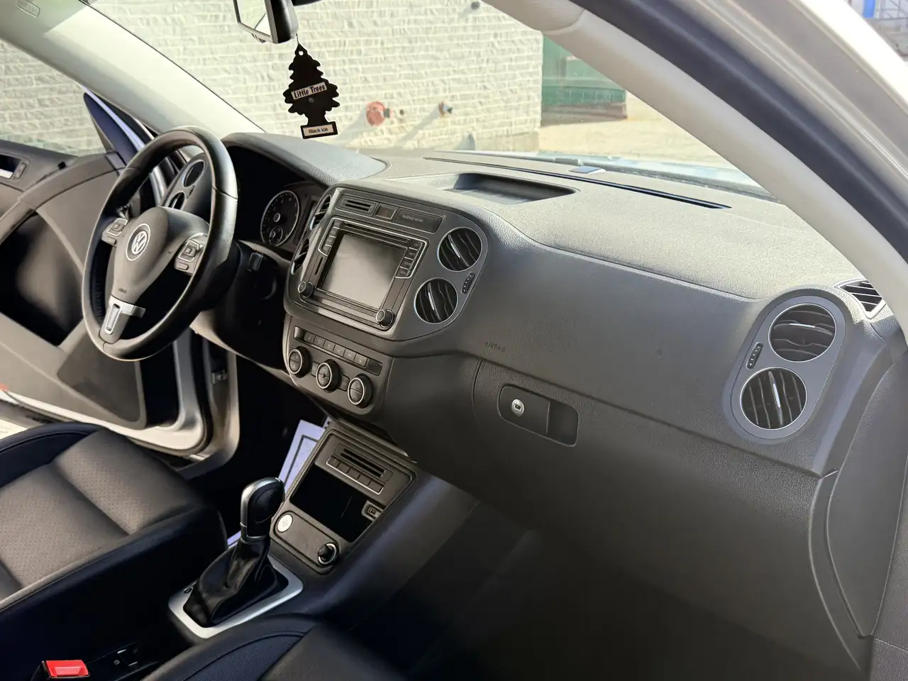 Volkswagen Tiguan снимка Volkswagen Tiguan