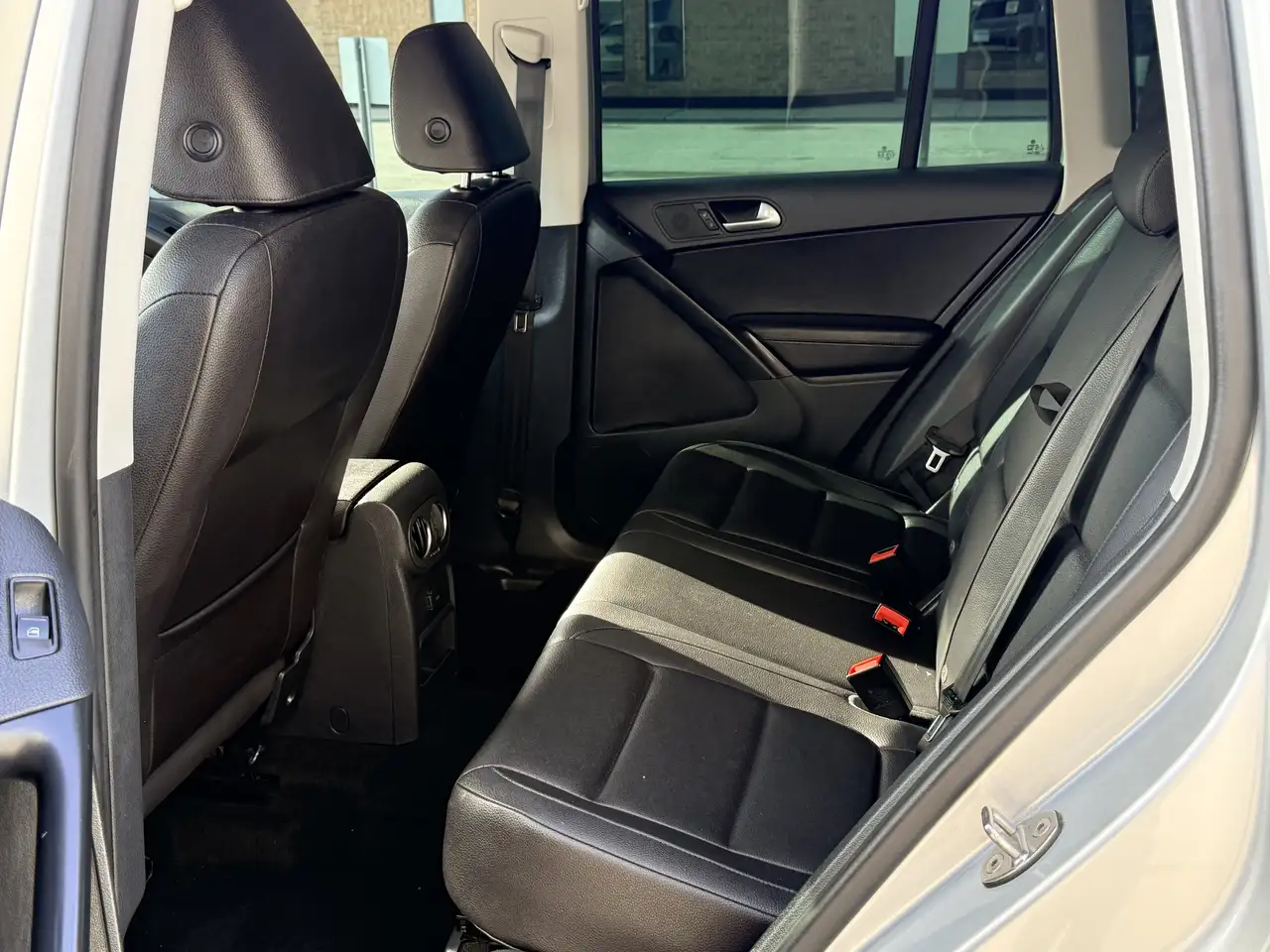 Volkswagen Tiguan снимка Volkswagen Tiguan