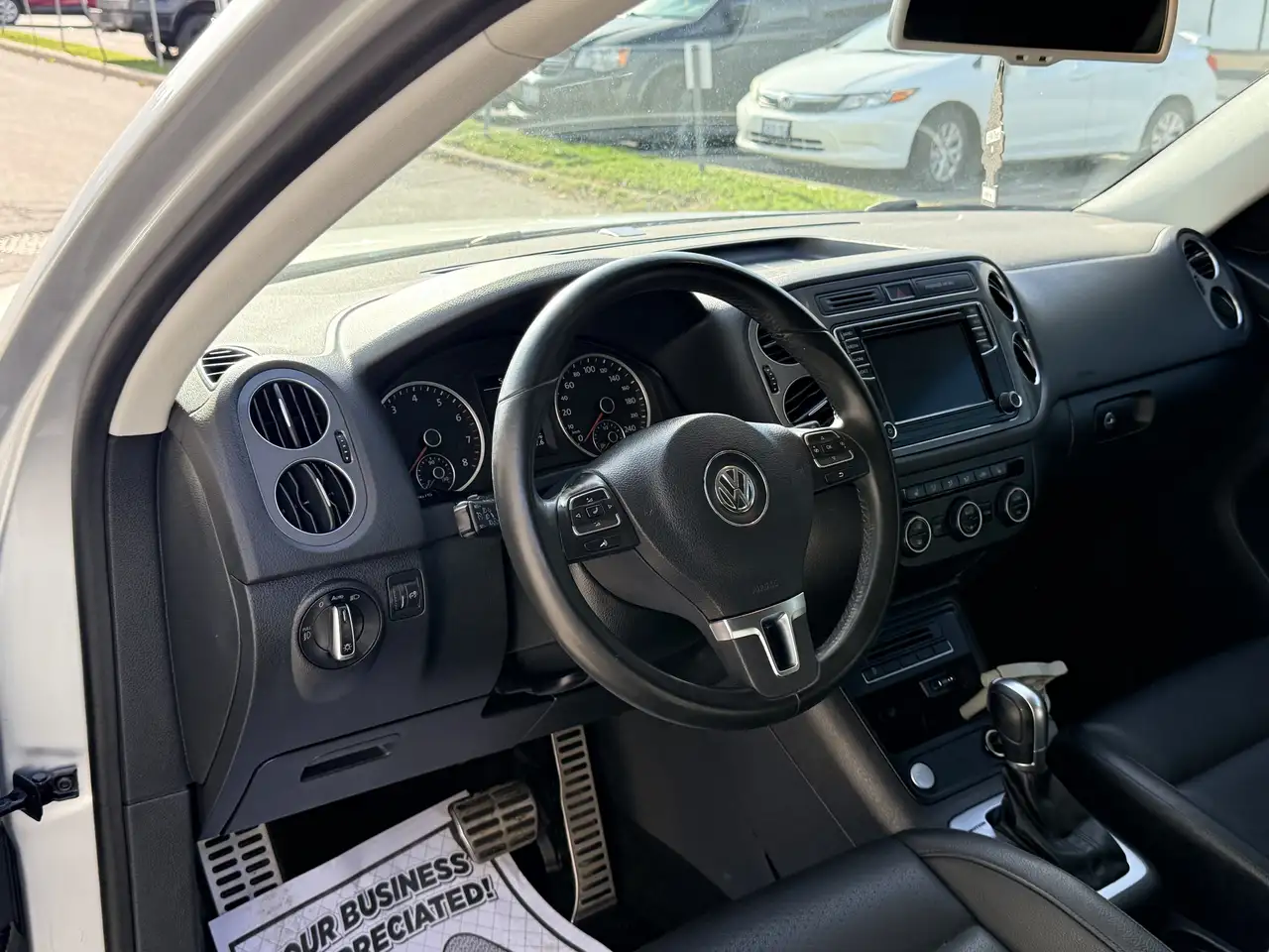 Volkswagen Tiguan снимка Volkswagen Tiguan