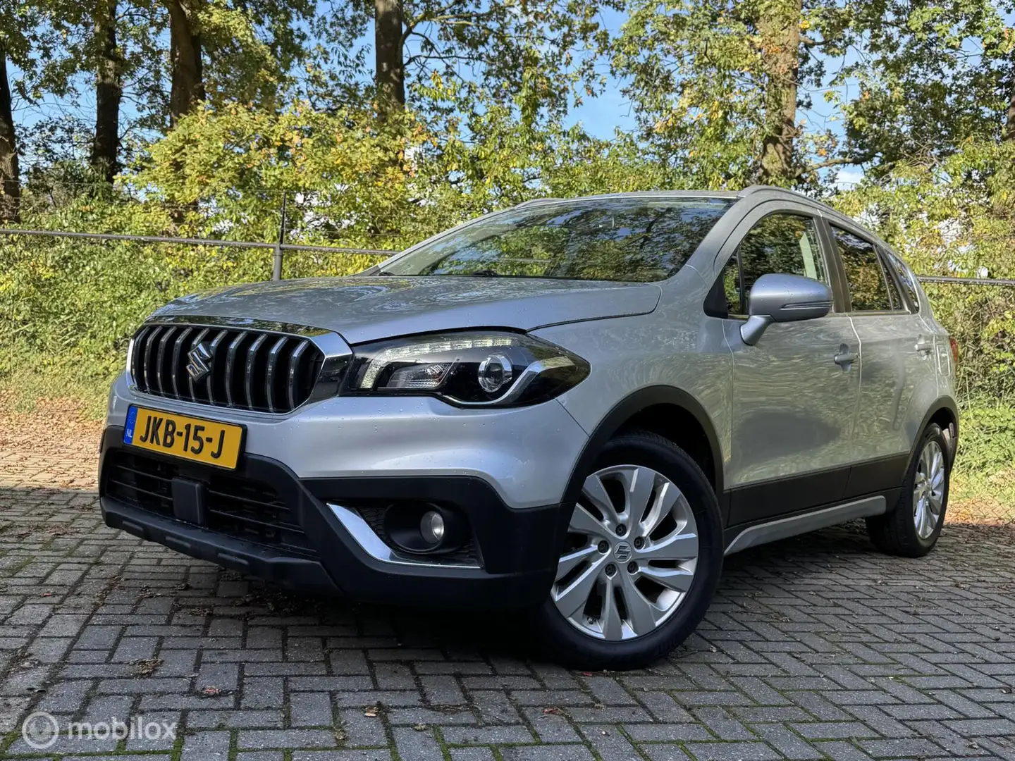 Suzuki S-Cross 1.0 Boosterjet Stijl Grijs - 1