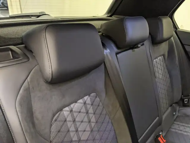 Volkswagen Golf view 8