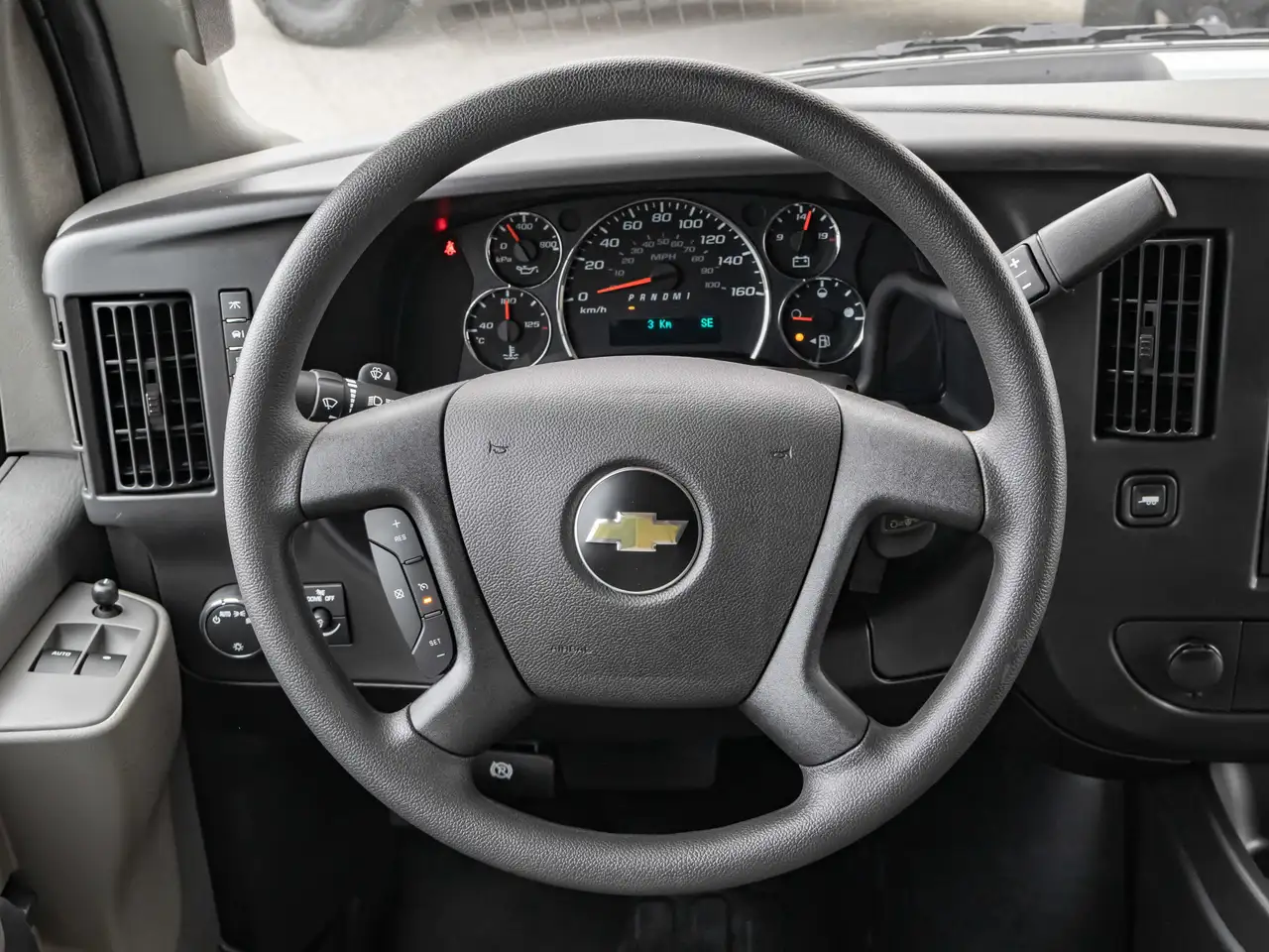 Chevrolet Express 3500 снимка Chevrolet Express 3500