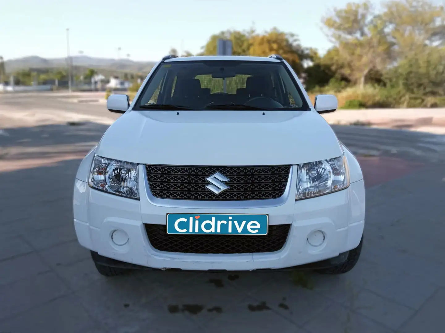 Suzuki Grand Vitara 1.9DDiS JX Blanco - 2