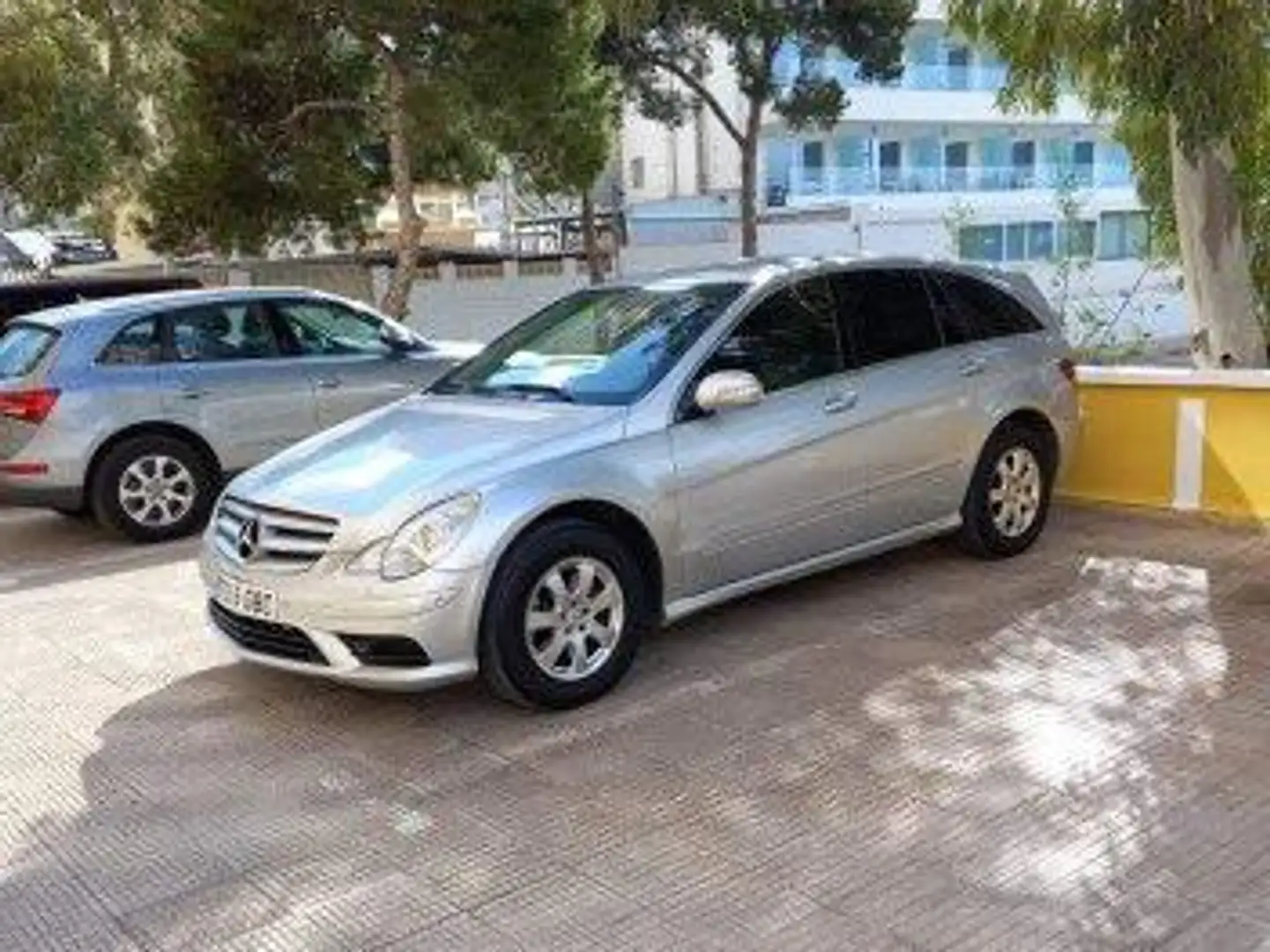 Mercedes-Benz R 320 R 320CDI 4M Aut. Gris - 2