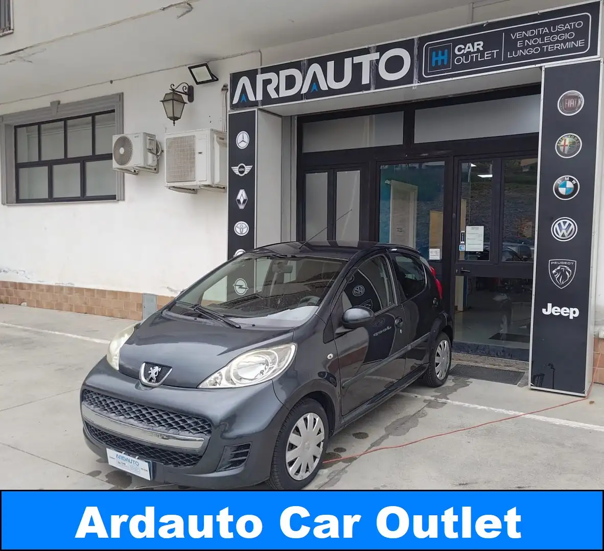 Peugeot 107 Peugeot 107 1.0 Plaisir solo 7.900 km Grigio - 1