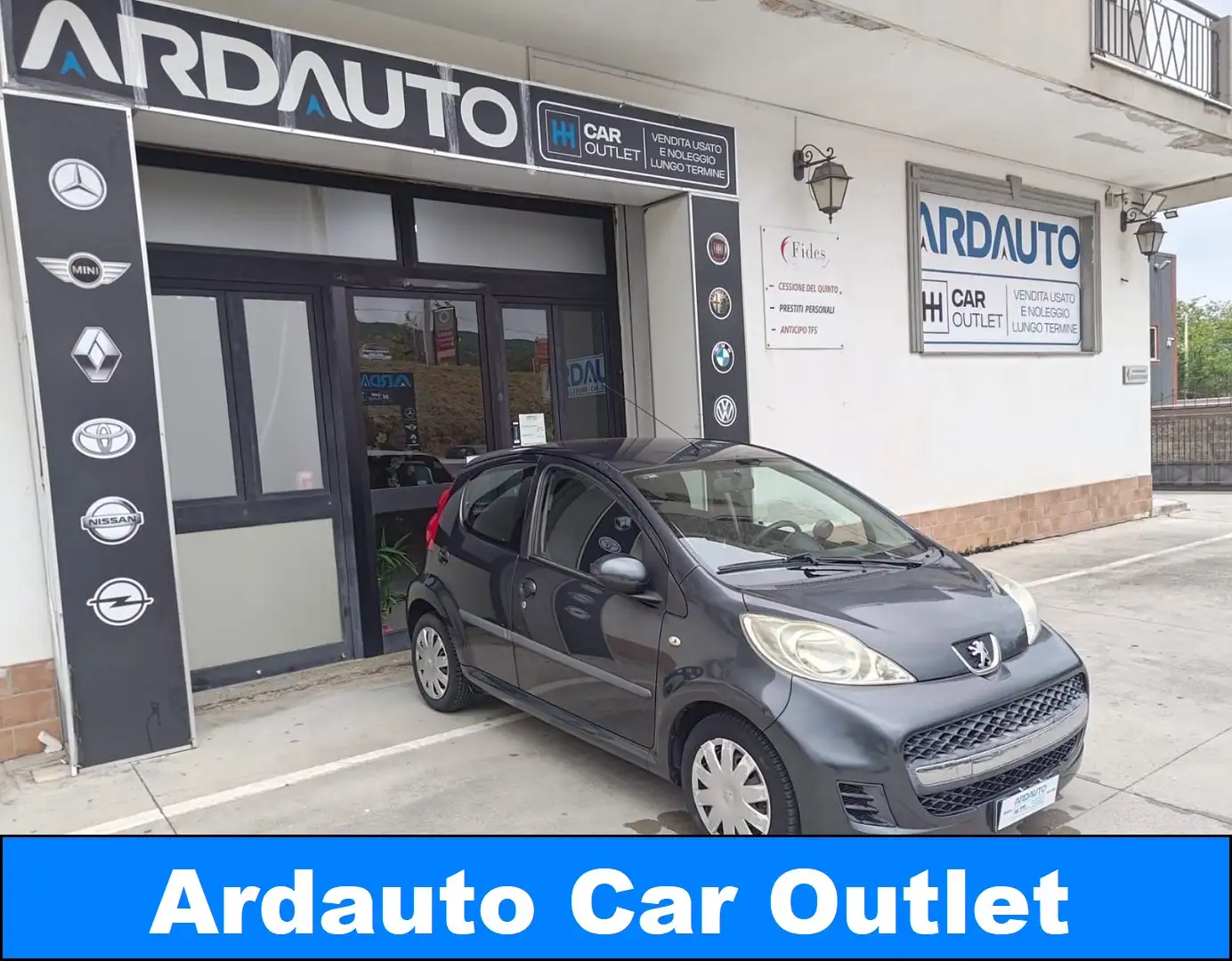 Peugeot 107 Peugeot 107 1.0 Plaisir solo 7.900 km Grigio - 2