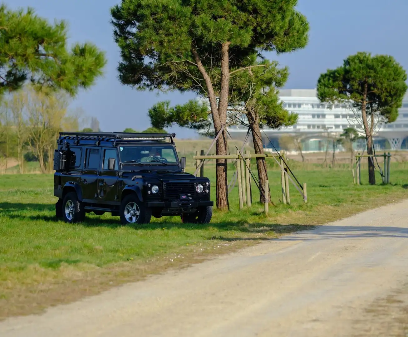 Land Rover Defender Defender 110 DPF Station Wagon SE Negru - 1