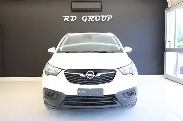 Opel Crossland X view 2