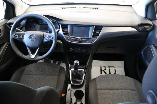 Opel Crossland X view 8