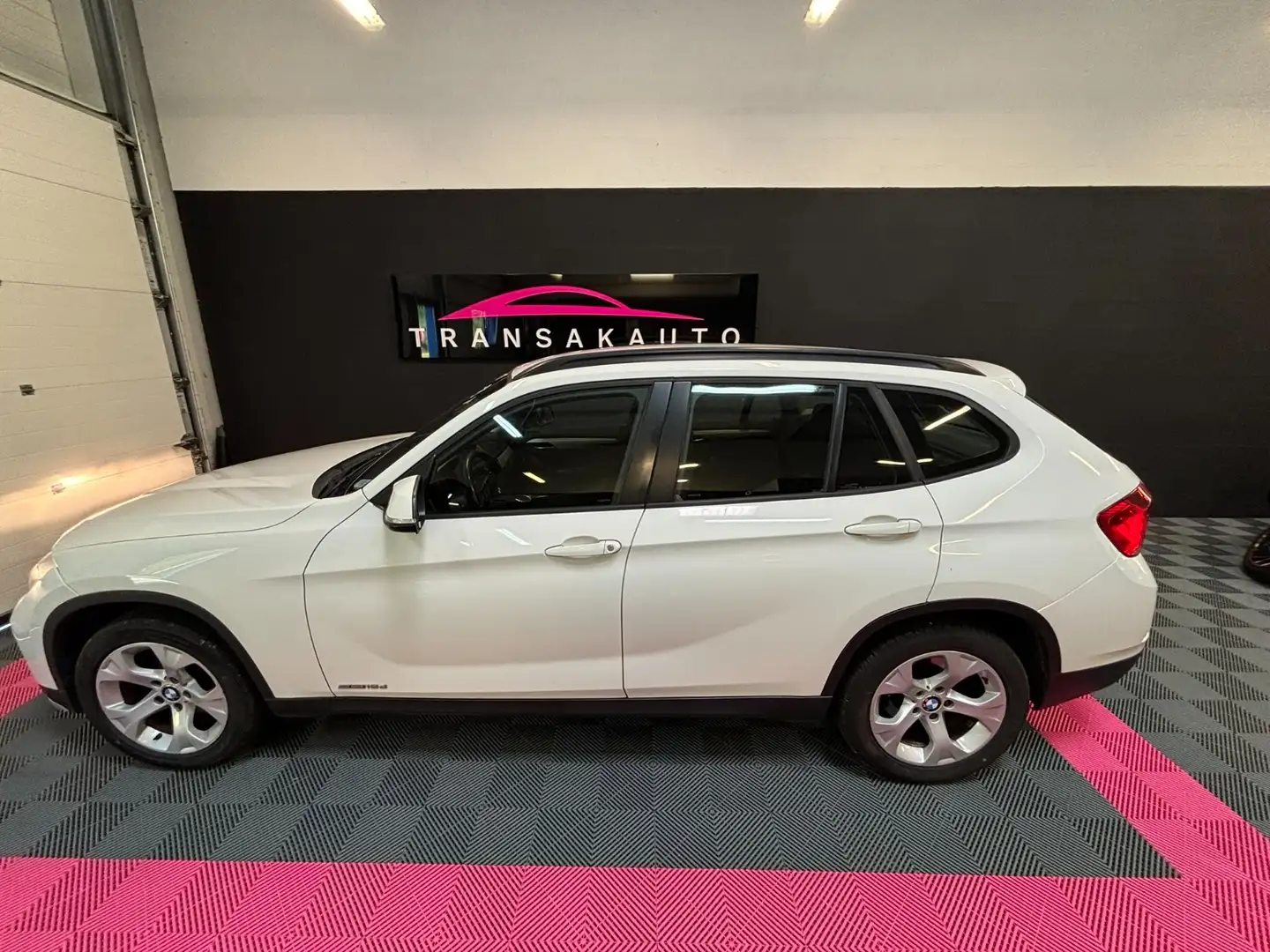 BMW X1 Lounge Blanc - 2