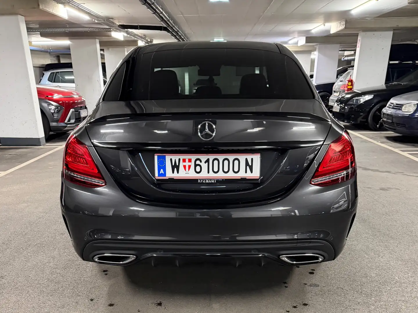 Mercedes-Benz C 300 C 300 d Aut. Grau - 2