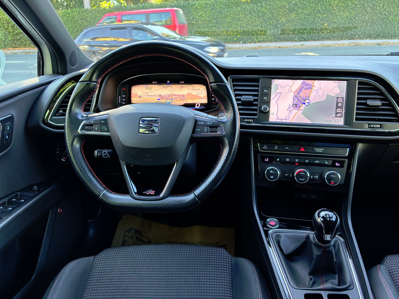 SEAT Leon FR — photo 14