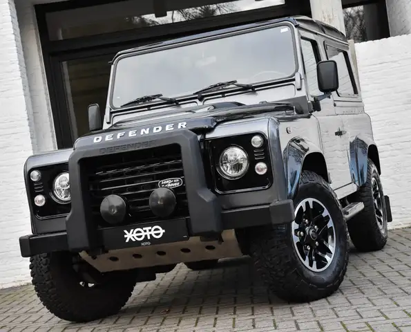 Land Rover Defender 90 ADVENTURE EDITION *** FULL HISTORY ***