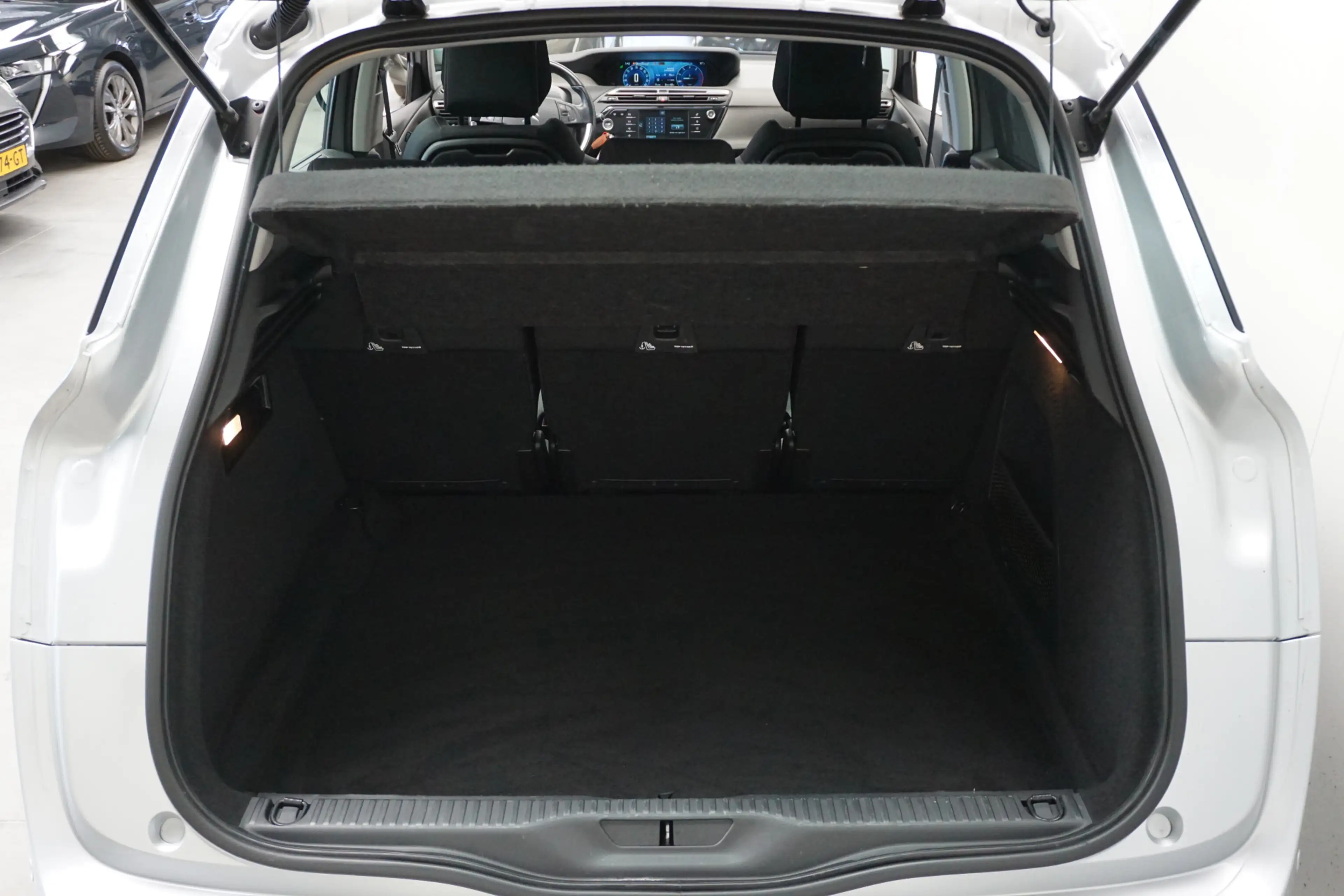 Citroen C4 Picasso 1.2 PureTech Selection NAVI CLIMA LANE DODE PARK T — photo 18