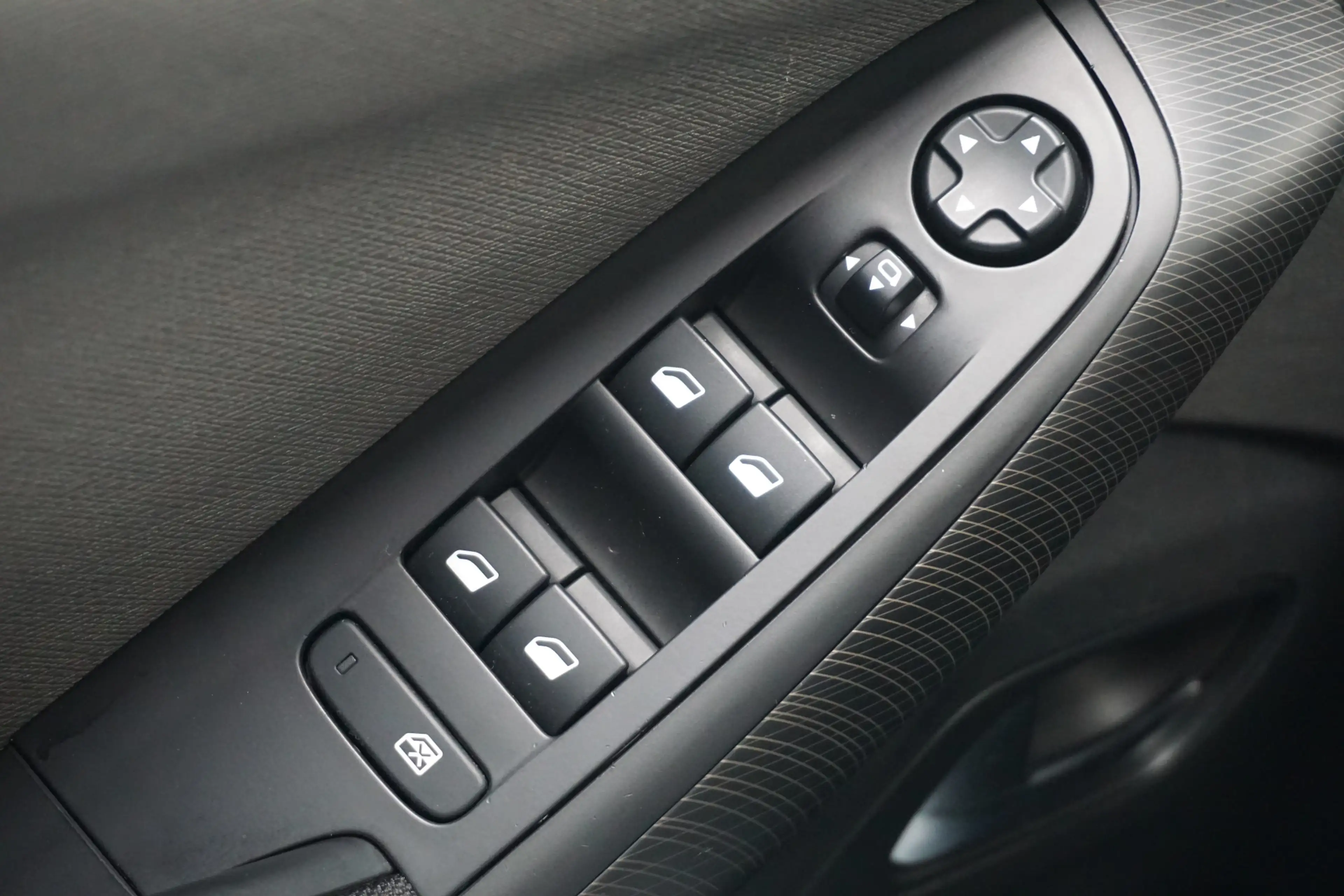 Citroen C4 Picasso 1.2 PureTech Selection NAVI CLIMA LANE DODE PARK T — photo 23
