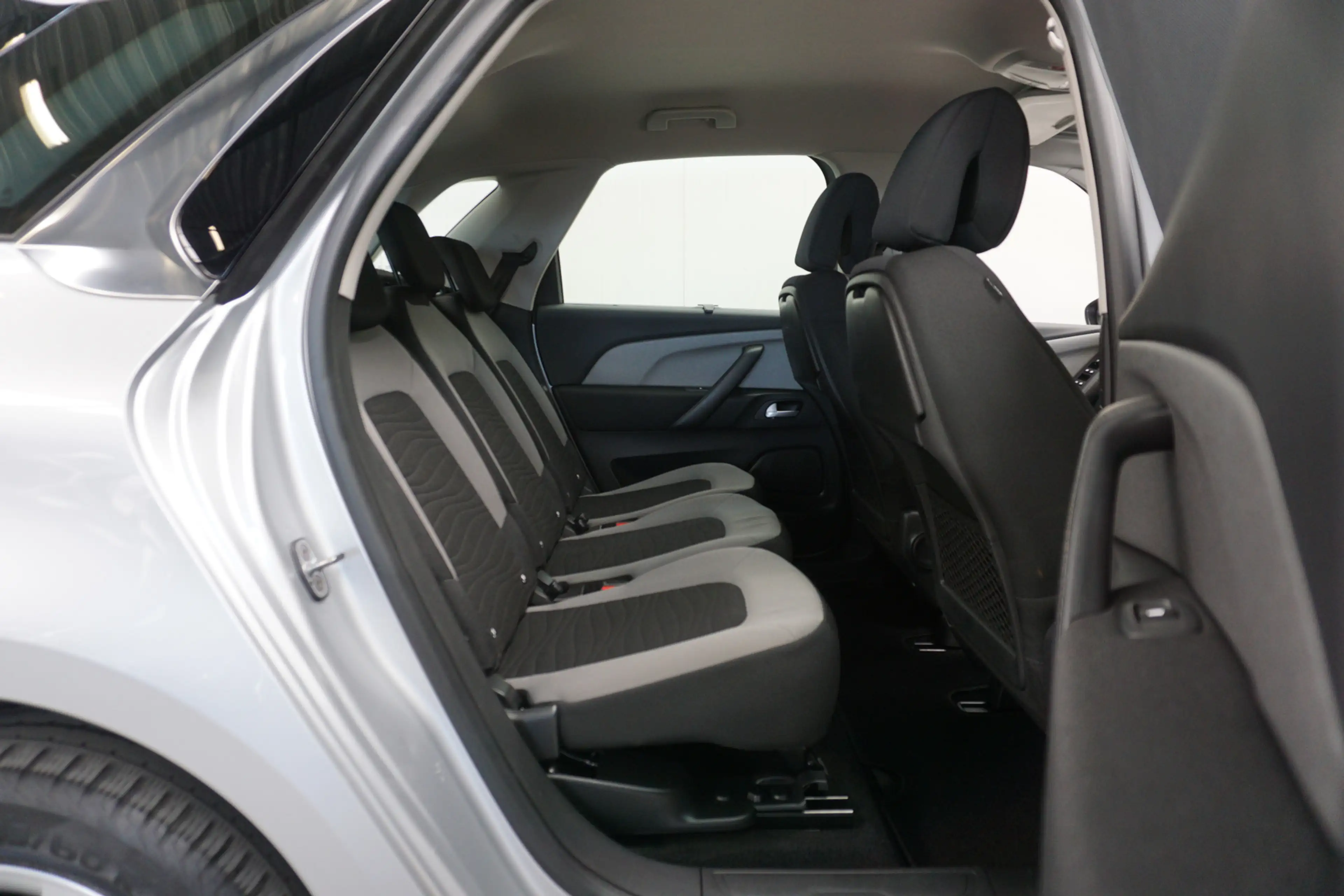 Citroen C4 Picasso 1.2 PureTech Selection NAVI CLIMA LANE DODE PARK T — photo 48