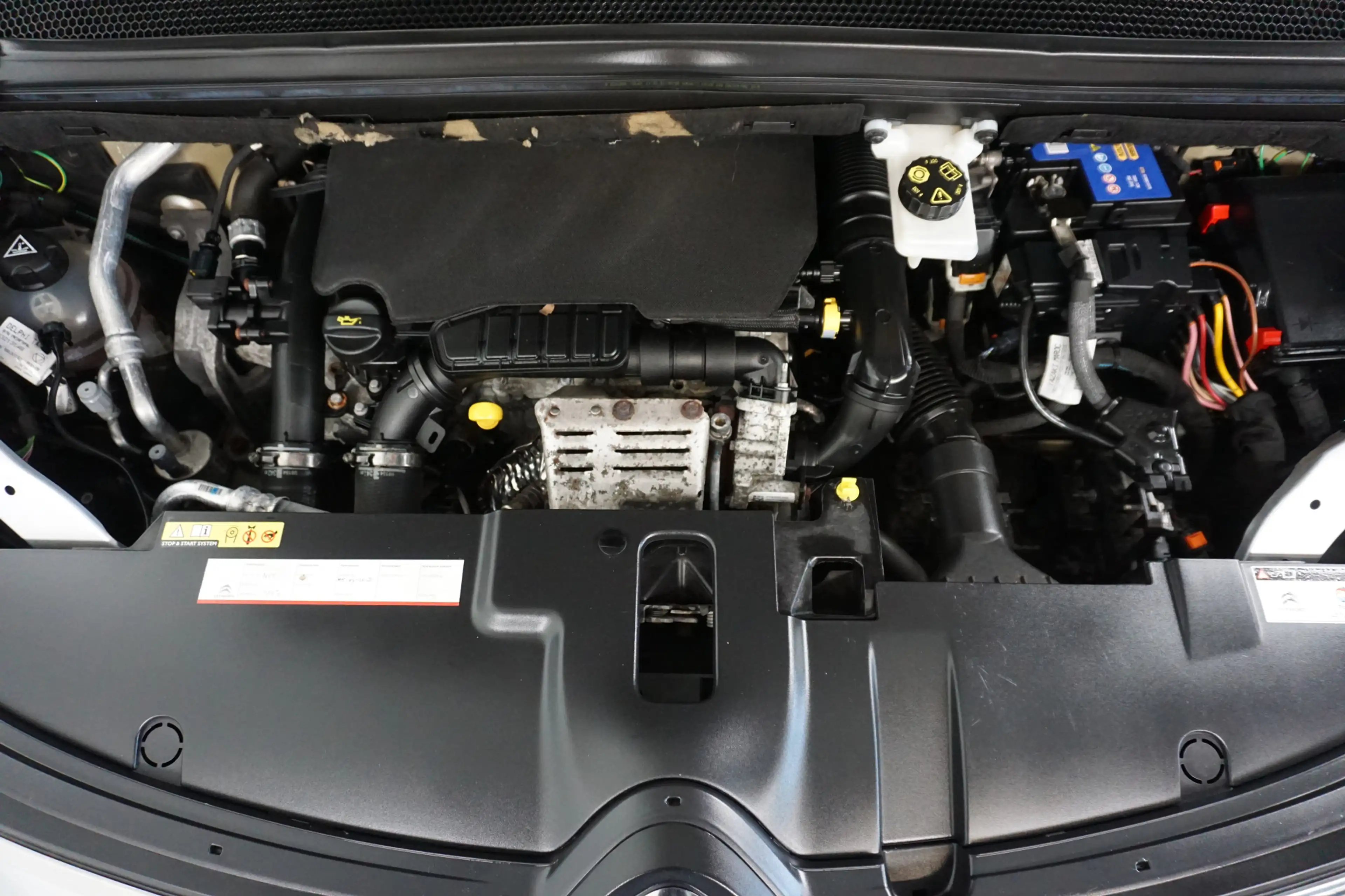 Citroen C4 Picasso 1.2 PureTech Selection NAVI CLIMA LANE DODE PARK T — photo 13