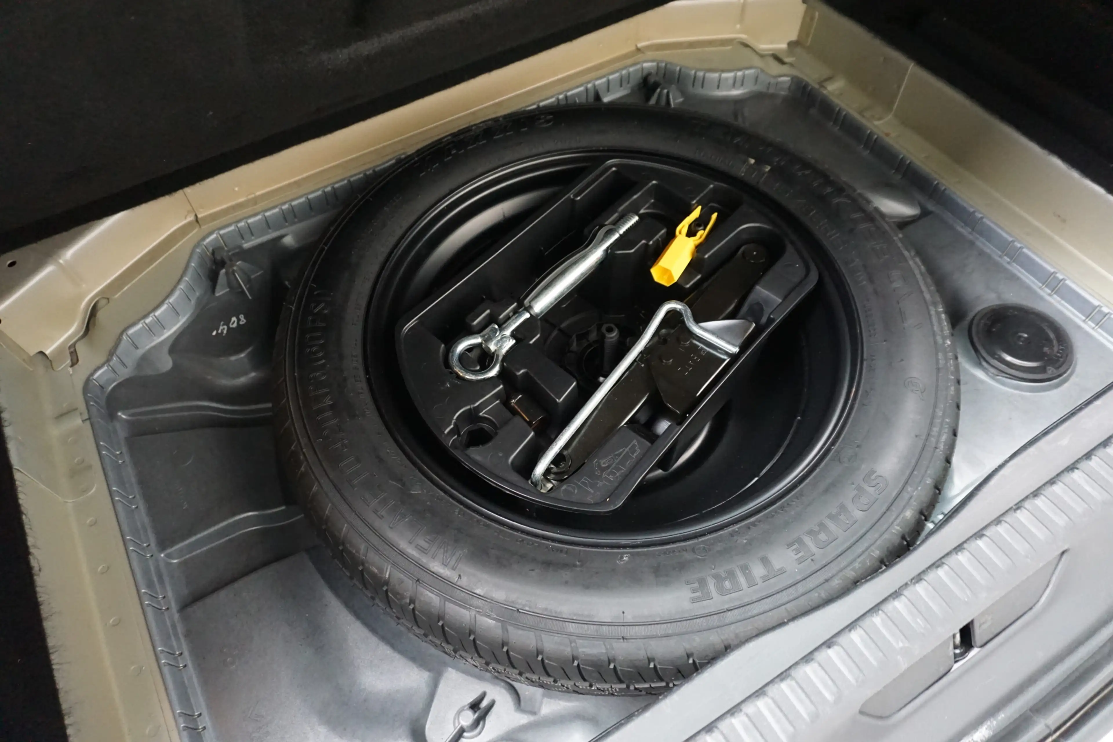 Citroen C4 Picasso 1.2 PureTech Selection NAVI CLIMA LANE DODE PARK T — photo 19