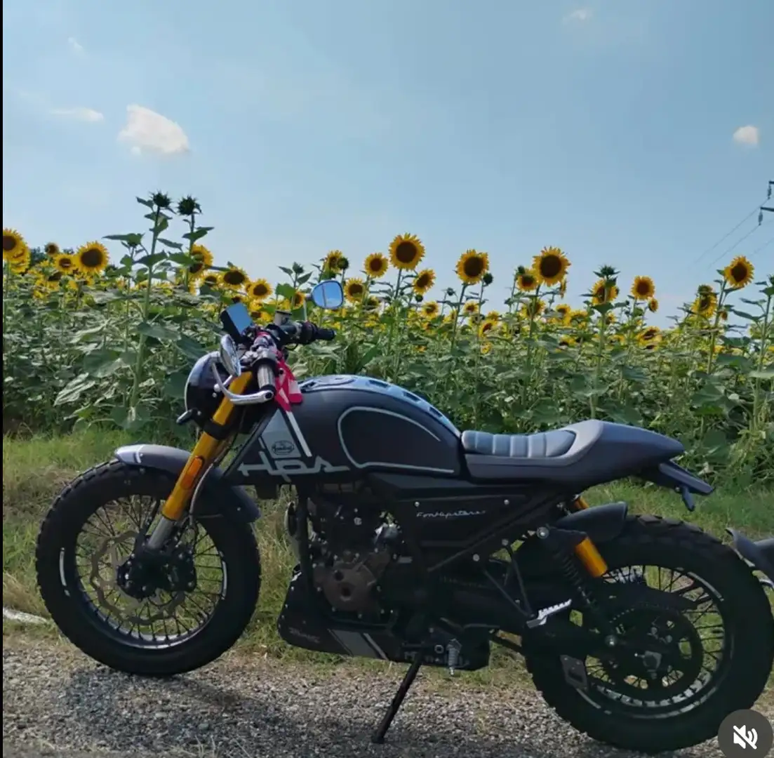 Mondial HPS 125i hipster - 1