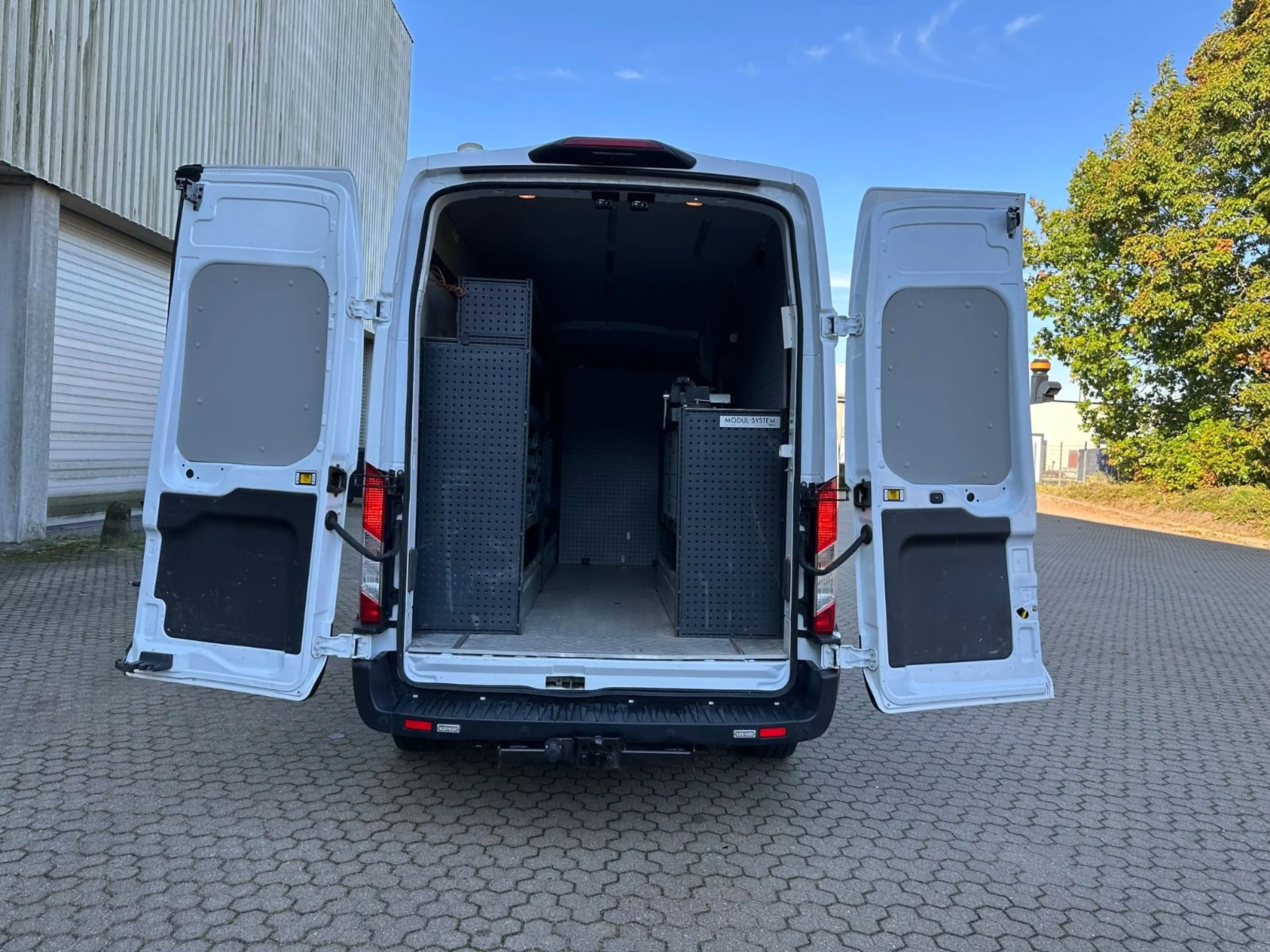 Ford Transit 2.0TDCi AWD 4x4 Kasten 350 L3H3*Regale — photo 6