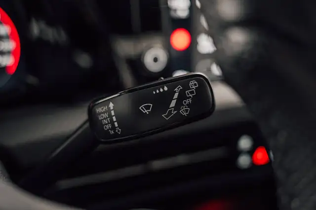 Volkswagen Golf view 27