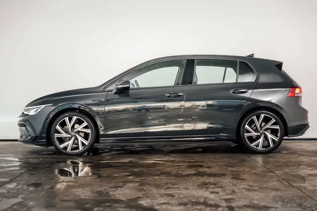 Volkswagen Golf view 2