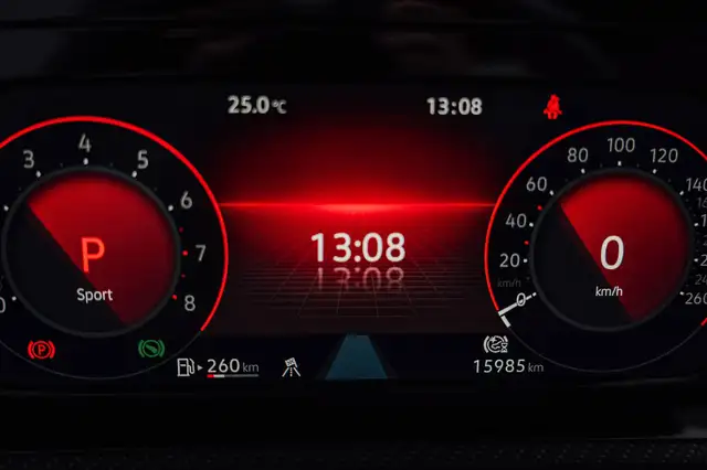Volkswagen Golf view 23