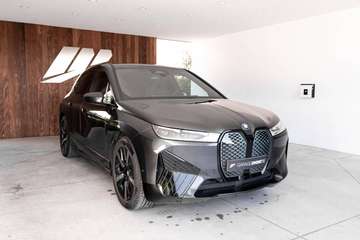 xDrive 40e, M pack, parking+, zetel-en stuurwielverw