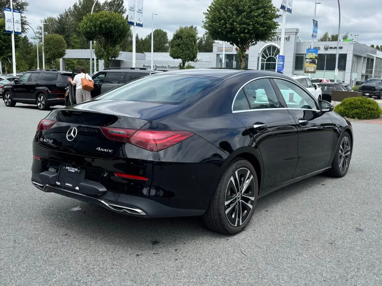Mercedes-Benz CLA photo Mercedes-Benz CLA