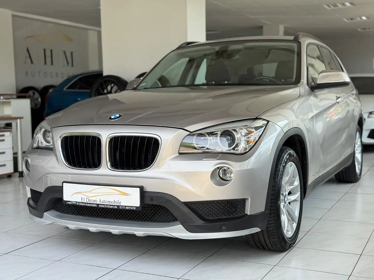 BMW X1 20d sDrive Aut. Advantage BiXen/AHK/TÜV NEU Silber - 1