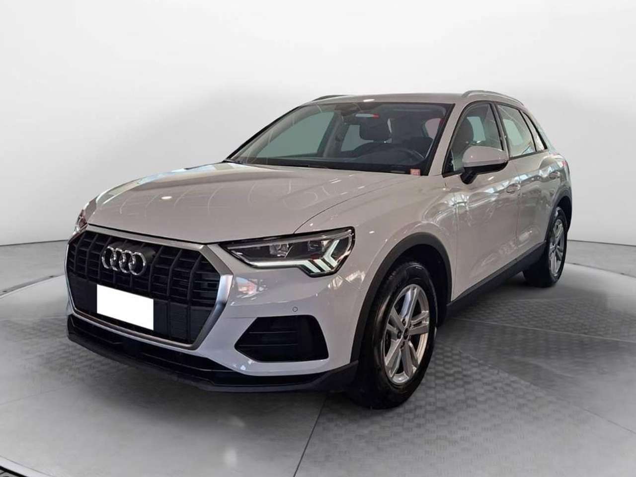 Audi Q3 35 1.5 tfsi Business s-tronic