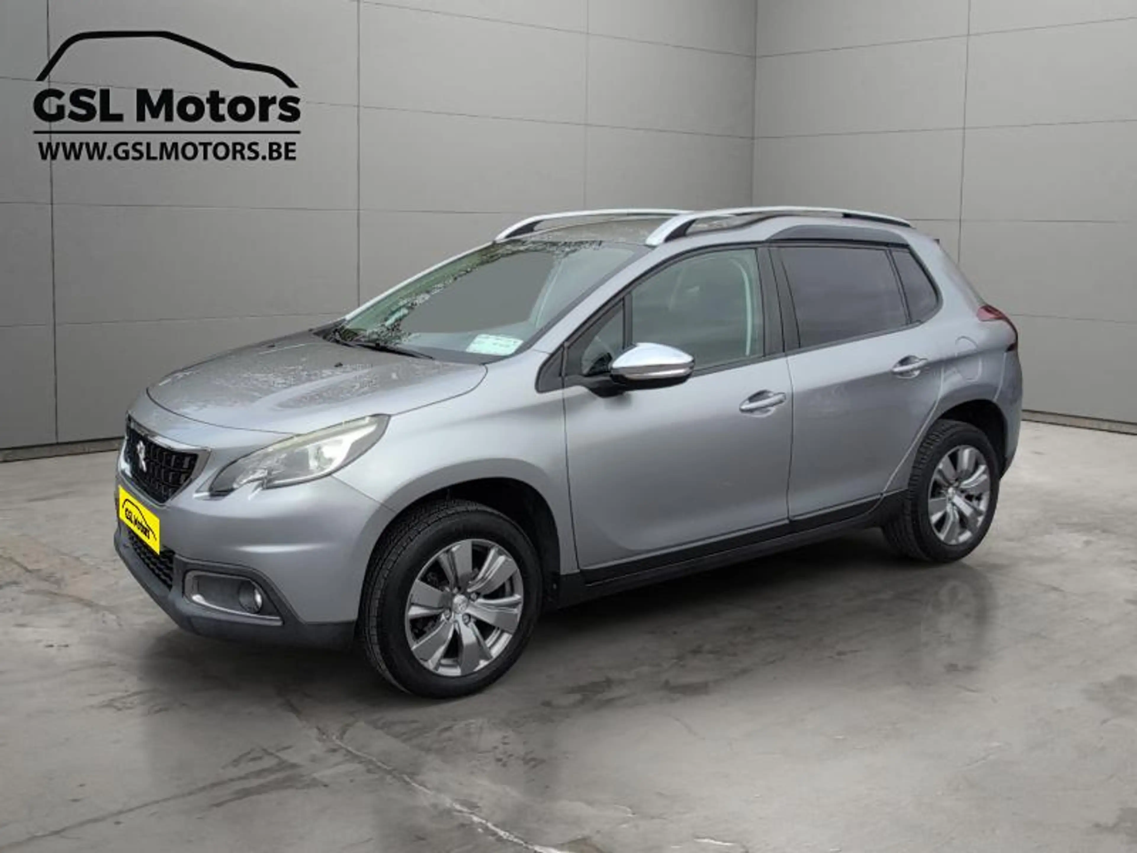 Peugeot 2008 1.2 82cv Gris 02/17 Airco GPS Capteurs Cruise