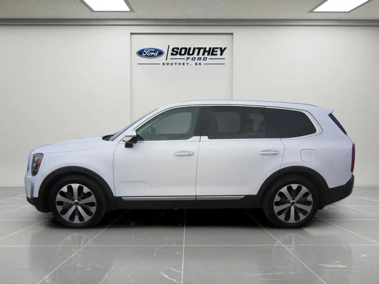 Kia Telluride снимка Kia Telluride