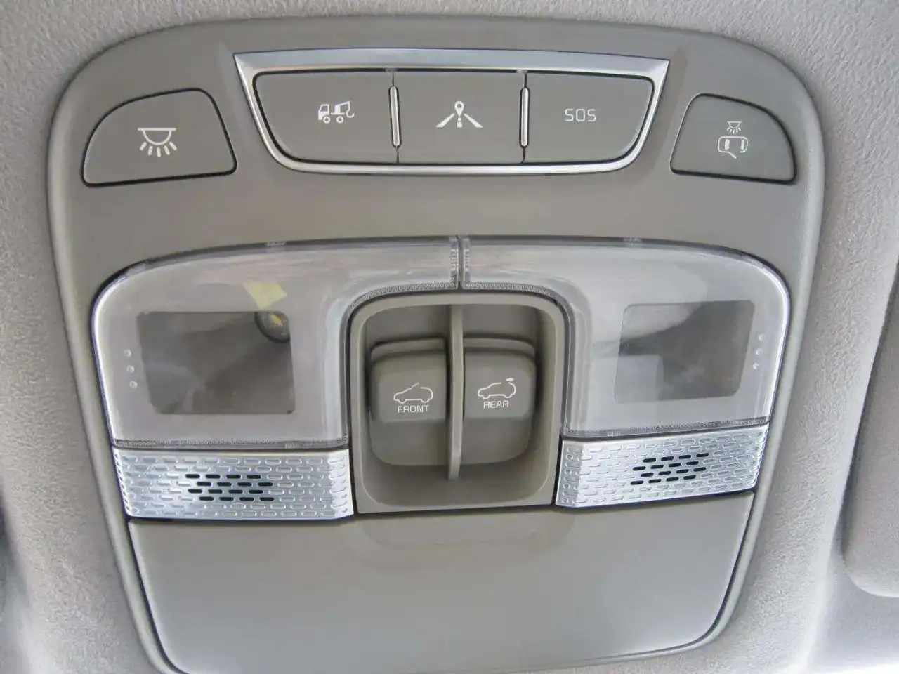Kia Telluride снимка Kia Telluride