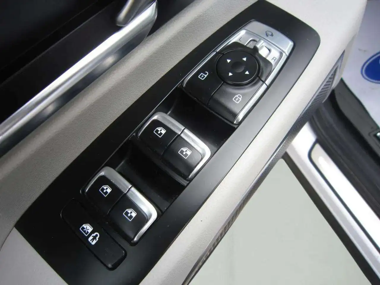 Kia Telluride снимка Kia Telluride