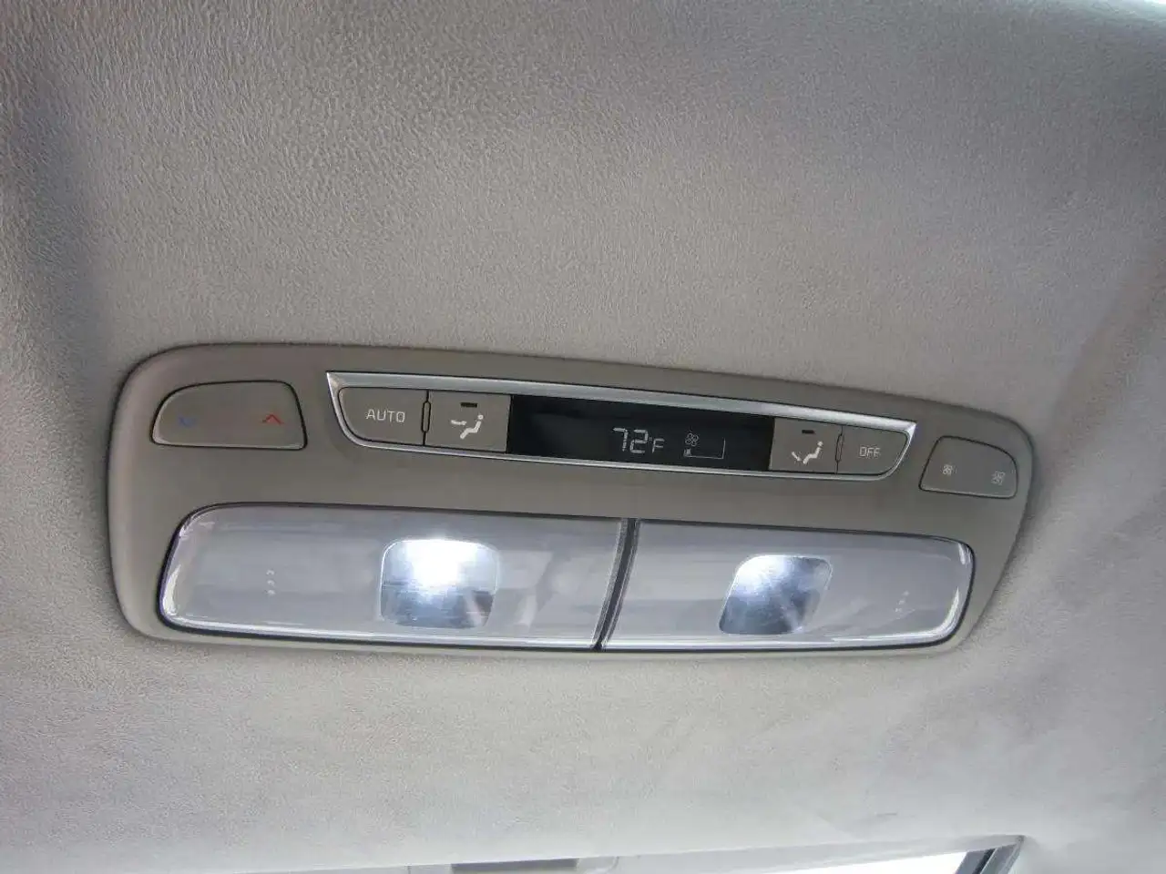 Kia Telluride снимка Kia Telluride