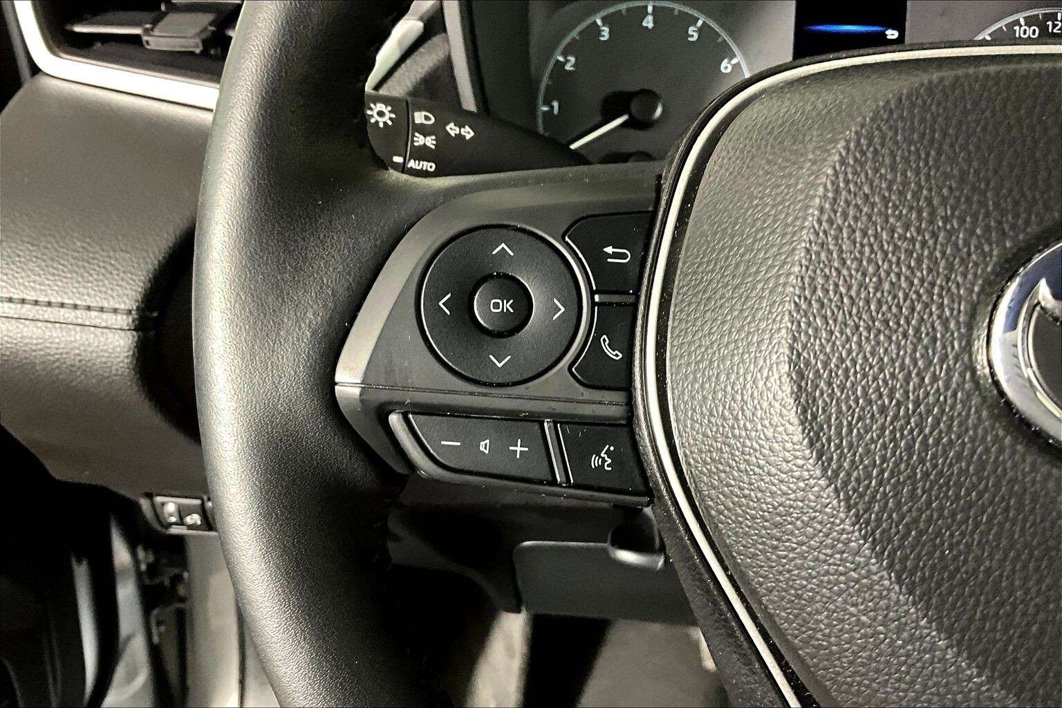 used 2025 Toyota Corolla Cross car, priced at $30,998